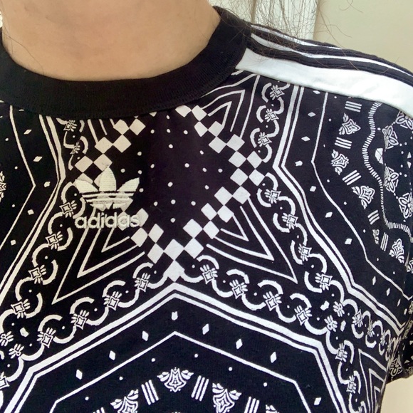 patterned tee from ADIDAS !! - Picture 2 of 3